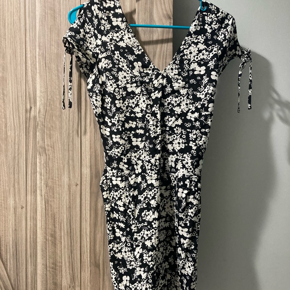 Black and white Express Romper